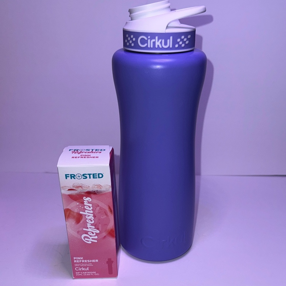 Cirkul, 32oz stainless steel Periwinkle Water Bottle, FREE Pink Refresher cart